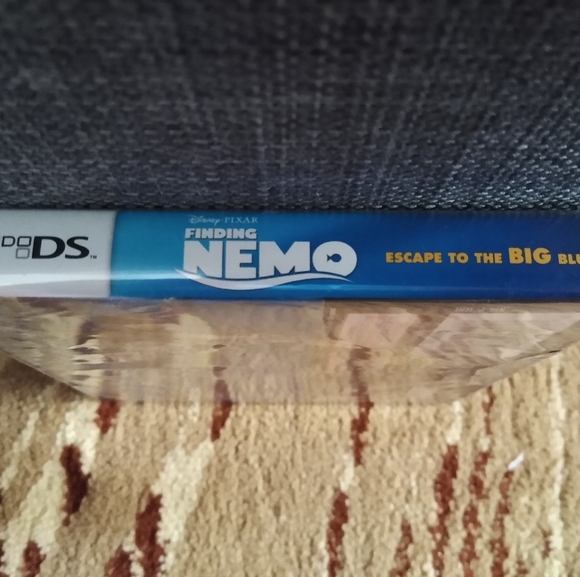 Finding Nemo Nintendo DS Escape to the Big Blue Special Edition Disney New. - Picture 3 of 3